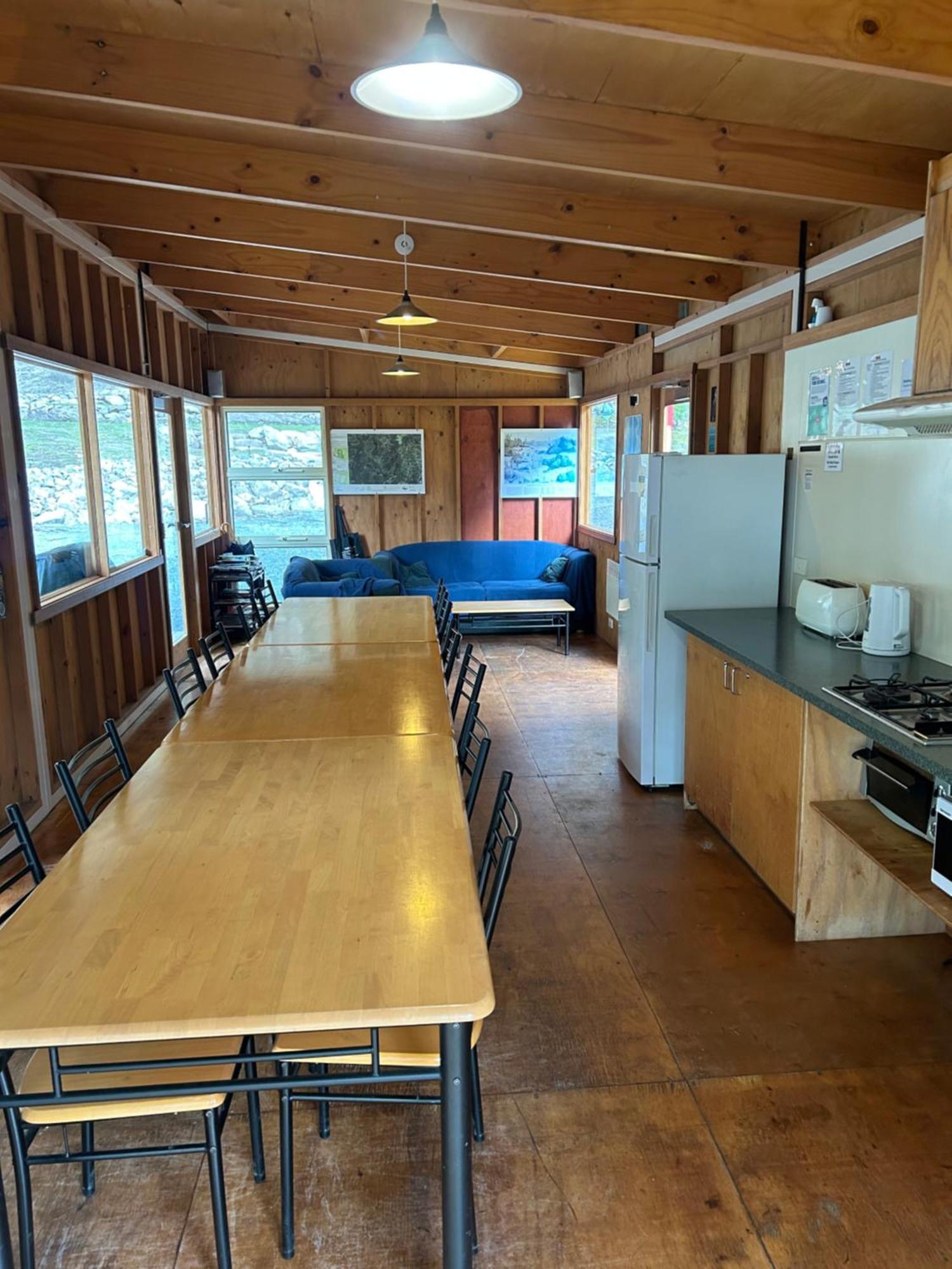 Hotel Base Camp Tasmania à New Norfolk Extérieur photo