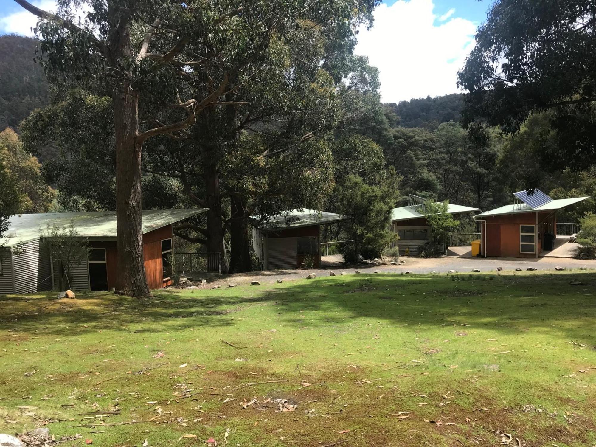 Hotel Base Camp Tasmania à New Norfolk Extérieur photo